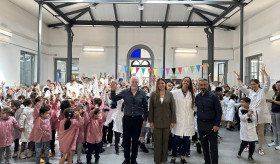 Դեսպան Մարիամ Գևորգյանն ու արգենտինահայ դուդուկահար Գագիկ Գասպարյանը Մոնտեվիդեոյում այցելել են &laquo;Հայաստան&raquo; անունը կրող թիվ 156 դպրոց