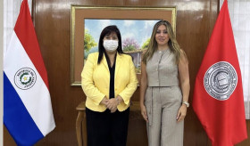 Դեսպան Մարիամ Գևորգյանն այցելել է Ասունսիոնի ազգային համալսարան և հանդիպում ունեցել համալսարանի ռեկտոր Սուլլի Կոնսեպսիոն Վերա դե Մոլինասի հետ